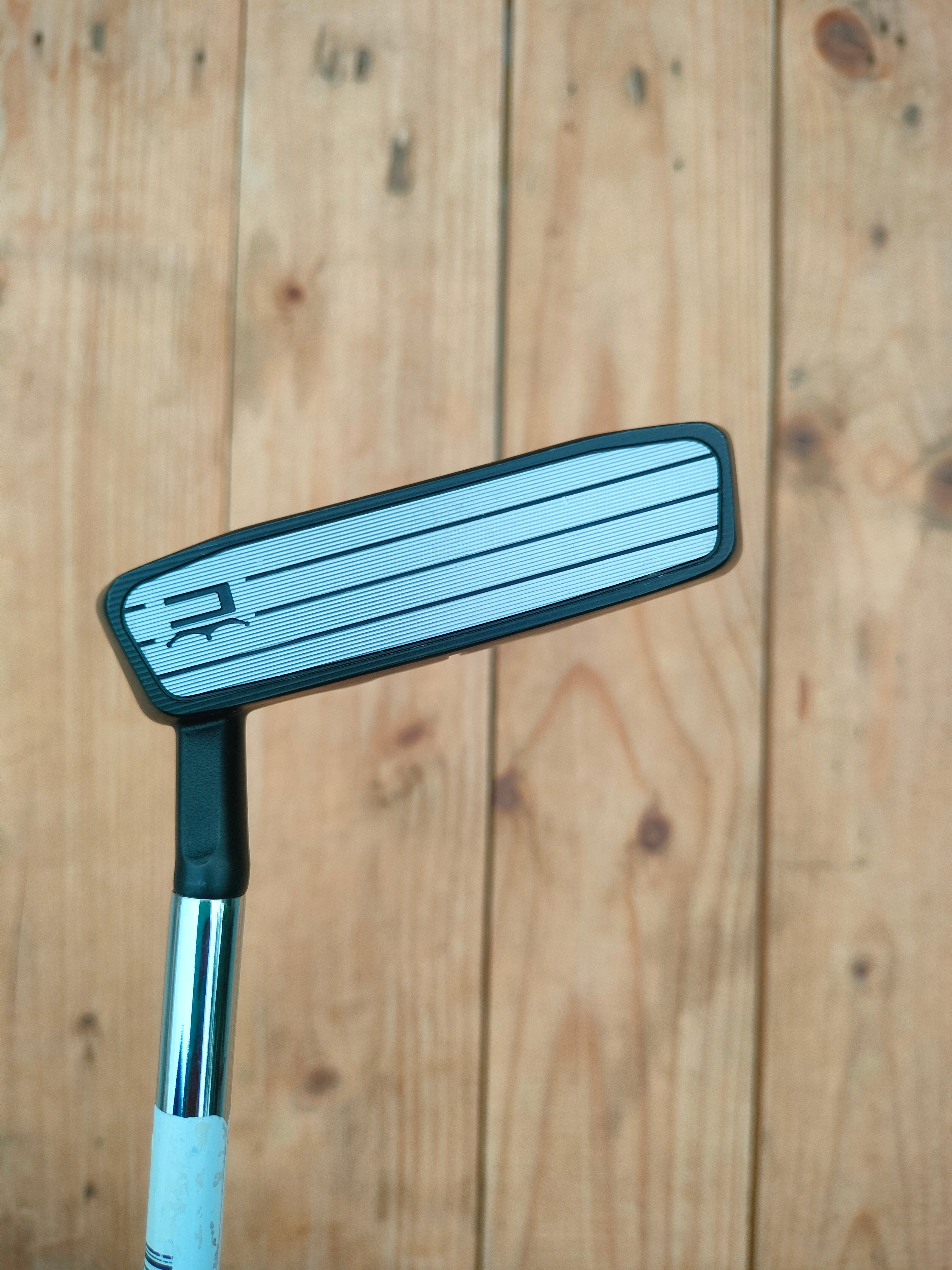 Cobra King Stingray-40 Putter